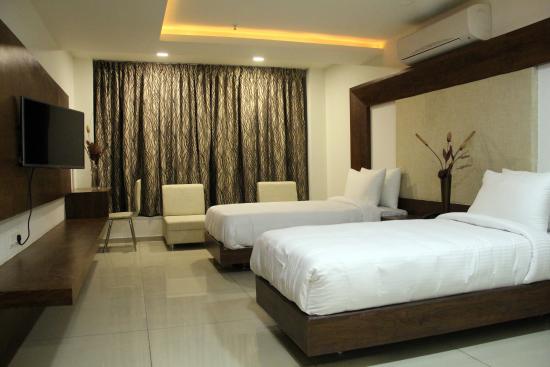 Shagun Hotel